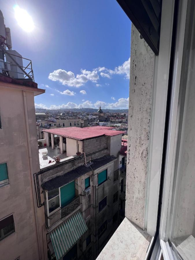 Medusa Duomo Guest House Napoli Bagian luar foto