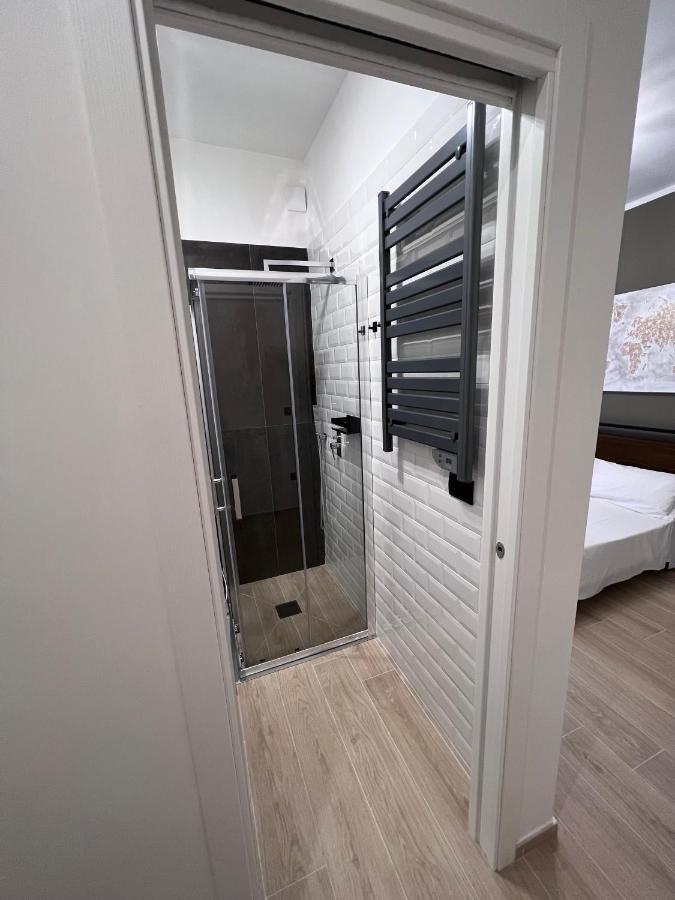 Medusa Duomo Guest House Napoli Bagian luar foto