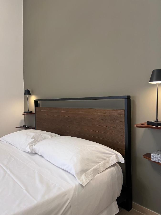 Medusa Duomo Guest House Napoli Bagian luar foto